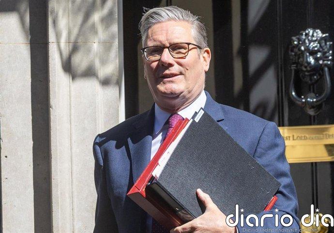 Más de 70 diputados laboristas piden la dimisión de Starmer