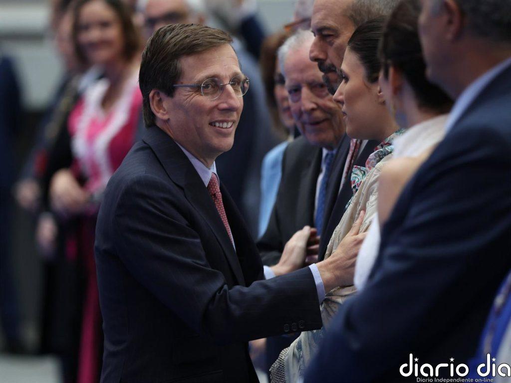 Medallas de San Isidro: del casto beso del alcalde y Teresa Urquijo al homenaje a Gemma Cuervo