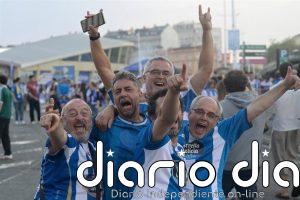 Miles de coruñeses celebran el ascenso del Depor tras ocho temporadas fuera de Primera División