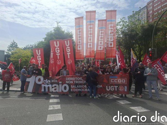 Miles de personas exigen "salarios, vivienda y democracia" en la protesta de UGT y CCOO por el 1 de Mayo