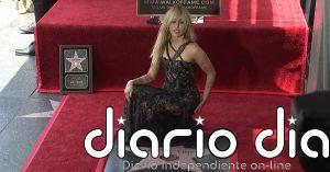 Miley Cyrus recibe una estrella en el Paseo de la Fama de Hollywood