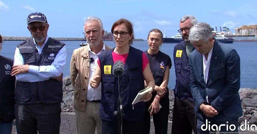 Mónica García señala que el mecanismo de desembarco está funcionando "con toda normalidad"