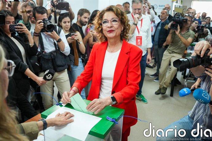 Montero anima a los andaluces a no quedarse "en casa" y a ir a votar "con ilusión" en este 17M "importantísimo"