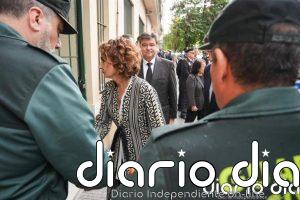 Montero puntualiza tras hablar de "accidente laboral" que los guardias civiles de Huelva murieron "en acto de servicio"