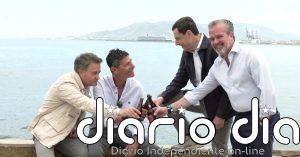 Moreno brinda y comparte confidencias con sus mejores amigos en la jornada de reflexión