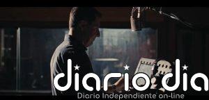 Moreno confirma la autoría de la canción 'Kilómetro Sur': "Cantaré pero no en campaña, te deja la voz hecha polvo"