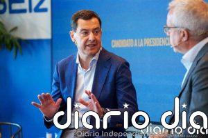 Moreno defiende su "prudencia" y vincula la reacción del alcalde de Adamuz sobre el accidente a "presiones" del PSOE
