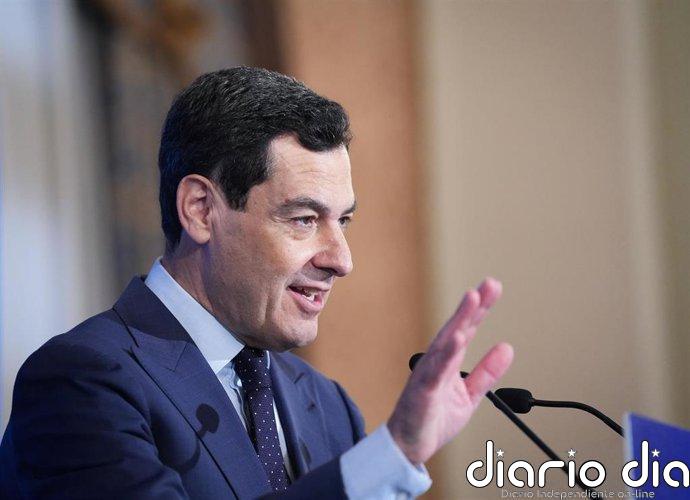 Moreno reduce la "prioridad nacional" a un "eslogan de campaña" y garantiza que el PP "nunca incumplirá la ley"