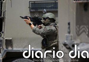 Muere un joven palestino a manos del Ejército israelí tras tirar piedras a vehículos israelíes en Cisjordania