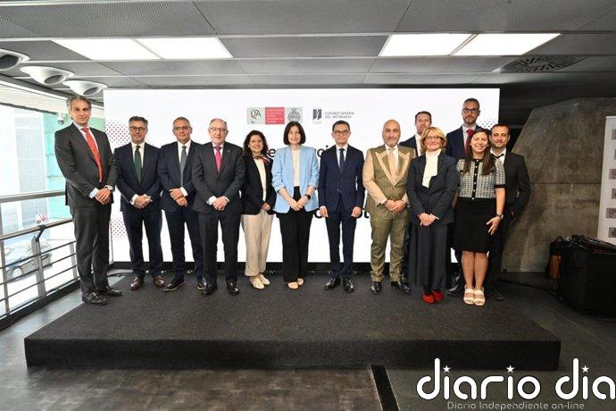 Notarios y gestores administrativos lanzan un sistema para realizar trámites notariales online