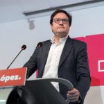 Óscar López estaría "encantado" si Lobato se presentase a primarias: "Tiene la obligación si tiene un proyecto mejor"