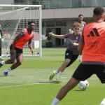 Penúltimo entrenamiento del Madrid antes de viajar a Barcelona