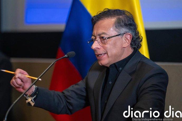Petro confirma que dio la orden de bombardear un campamento del ELN en el noreste de Colombia con respaldo de Venezuela