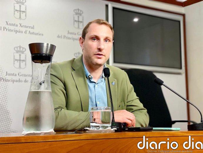 Pumares pide no usar la cultura como "arma arrojadiza" frente a "la suerte de precampaña electoral en la que está IU"