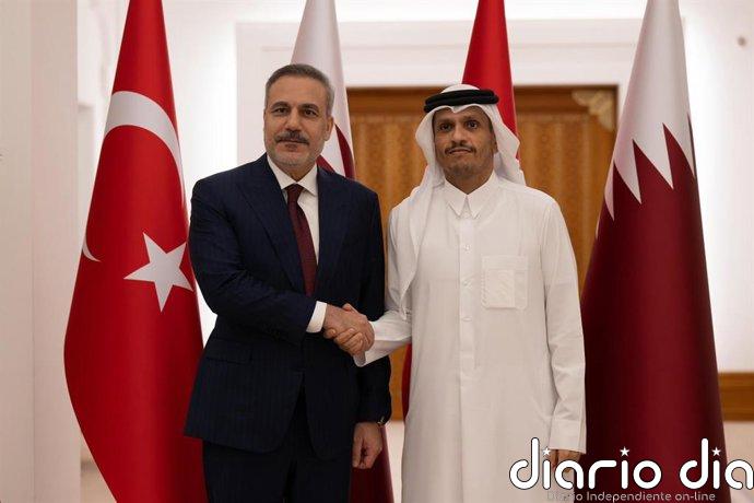 Qatar y Turquía piden que sigan las negociaciones entre EEUU e Irán y critican el uso de Ormuz "como un arma"
