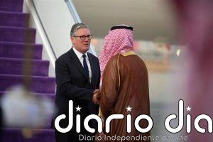 Reino Unido cierra un "histórico" acuerdo de libre comercio con los países del Golfo
