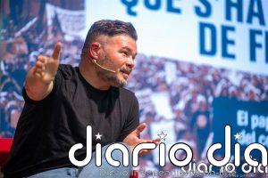 Rufián dice que "quizá" se ha equivocado al defender a Zapatero antes de conocerse el auto y que lo hizo "por afecto"
