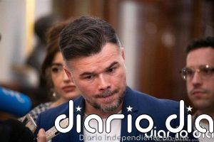 Rufián ve una "anomalía terrible" el registro de Ferraz: "No sabemos qué es cierto o qué es campaña"
