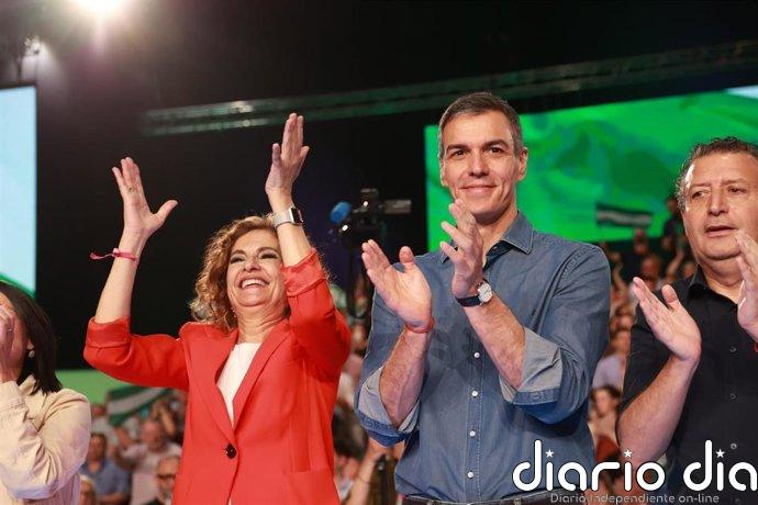 Sánchez aúpa a Montero como próxima presidenta andaluza al cerrar campaña del 17M: "Será un honor recibirte en Moncloa"