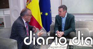 Sánchez recibe en la Moncloa al director general de la OMS