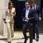 Sara Carbonero, en medio de un mar de lágrimas, recibe la Medalla de Oro de Castilla-La Mancha