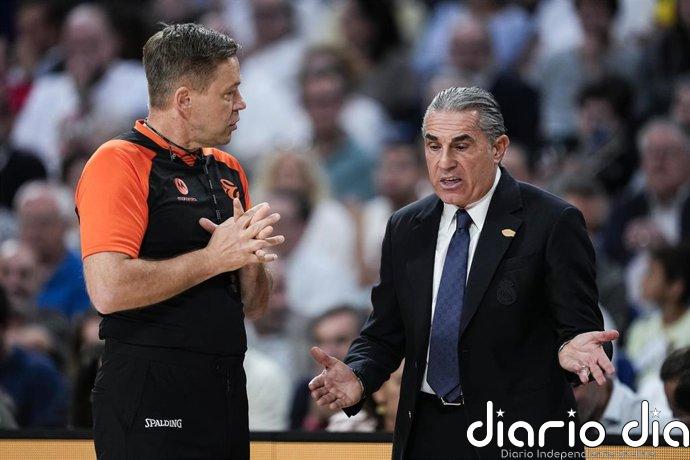 Scariolo, sobre el arbitraje en la Euroliga: "Indudablemente hemos sufrido una injusticia"