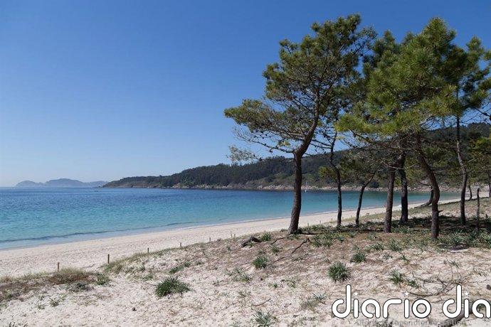Sigue la búsqueda del bañista desaparecido en la playa de Barra, en Cangas (Pontevedra)