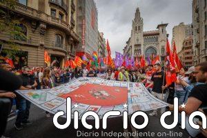 Sindicatos catalanes se manifiestan este 1 de mayo por la paz y democracia internacional