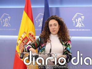 Sumar pide un cambio legal para aumentar los perceptores de ayudas fiscales por cuidar a familiares dependientes