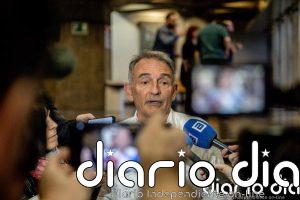 Sumar, tras el auto de Zapatero, exige regular la actividad de expresidentes y admite que la resolución "no huele bien"