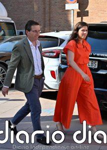 Teresa Urquijo y José Luis Martínez-Almeida, cómplices en Las Ventas mientras crecen los rumores de un segundo embarazo