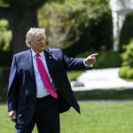 Trump advierte a Irán de que "el tiempo corre" y advierte de que "no quedará nada de ellos" si ataca