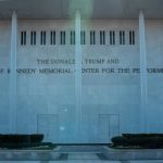 Trump carga contra el juez que frenó la reforma del Kennedy Center y augura el "colapso" de la institución