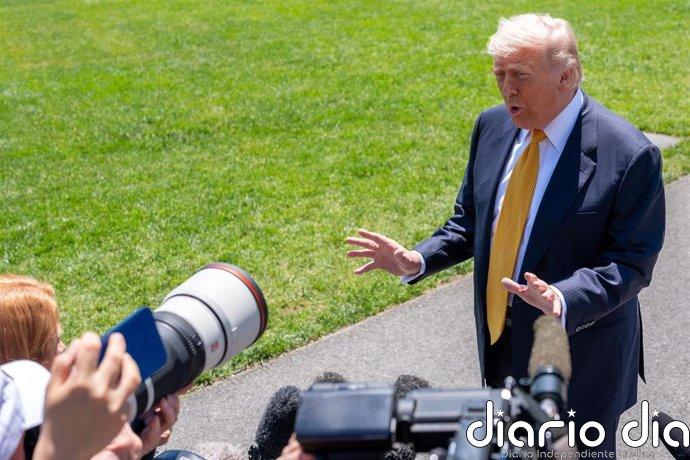 Trump evita decir si Starmer debería o no dimitir pero le recomienda "aprovechar el petróleo del mar del Norte"