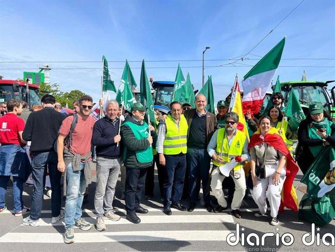 UAGN se moviliza en Estrasburgo en protesta por el coste de los fertilizantes