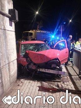 Un conductor de 26 años herido en un accidente de tráfico en Avilés