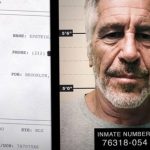Un juez de EEUU hace pública una nota de suicidio atribuida a Epstein