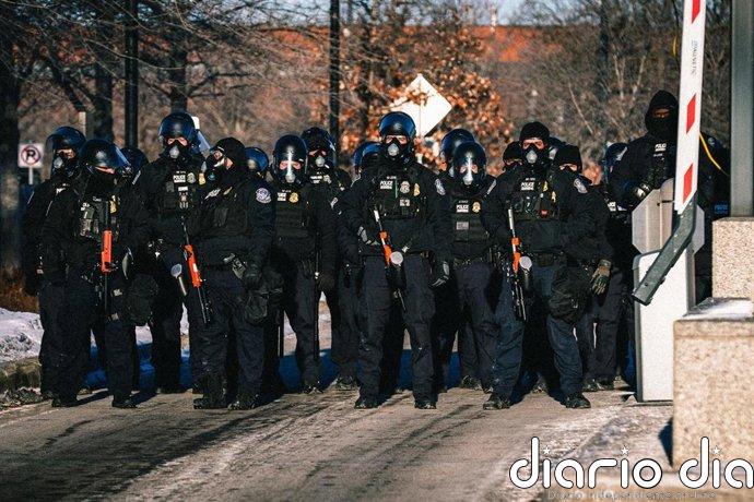 Una fiscal de Minnesota (EEUU) ordena el arresto de un agente del ICE acusado de disparar a un migrante