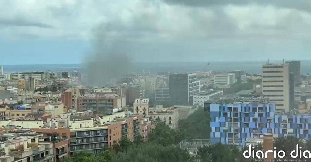 Una gran explosión de gas en el barrio de Poble Nou, en Barcelona, provoca una gran alarma
