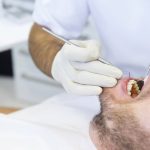 Una inmunoterapia inyectada en lesiones precancerosas orales logra evitar la cirugía en muchos pacientes