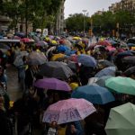 Unos 1.800 docentes se manifiestan en Barcelona para reclamar mejoras laborales y salariales