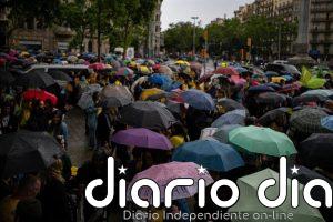 Unos 1.800 docentes se manifiestan en Barcelona para reclamar mejoras laborales y salariales