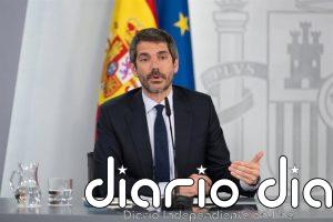 Urtasun dice que Sumar "protegerá" al Gobierno progresista pese a la imputación de Zapatero, a quien pide explicaciones