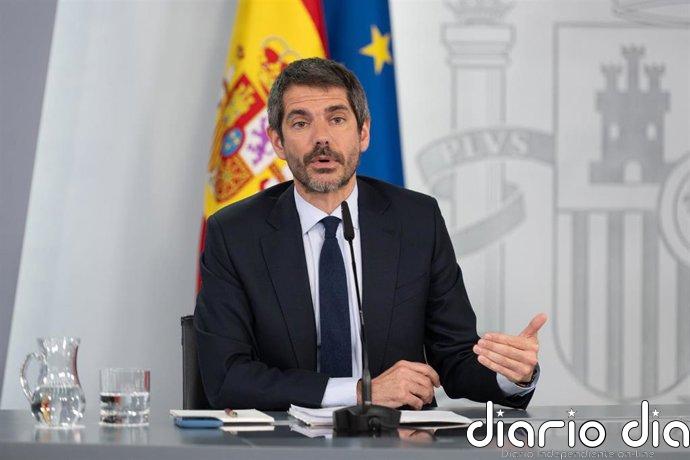 Urtasun dice que Sumar "protegerá" al Gobierno progresista pese a la imputación de Zapatero, a quien pide explicaciones