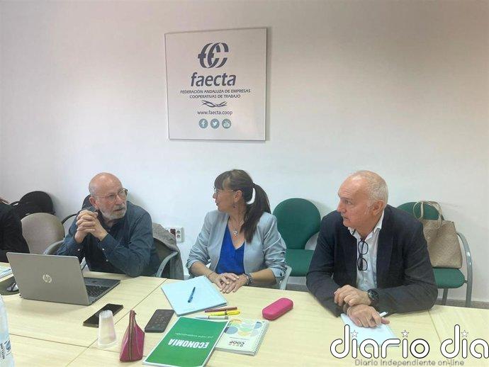 Victoria Fernández (PSOE) destaca en Córdoba la importancia de la economía social en un encuentro en Faecta