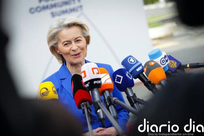 Von der Leyen recuerda que "un acuerdo es un acuerdo", tras las amenazas de aranceles de Trump
