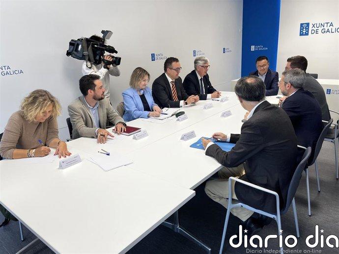 Xunta y agentes sociales conforman la Mesa de Diálogo Social para abordar medidas del plan contra el absentismo