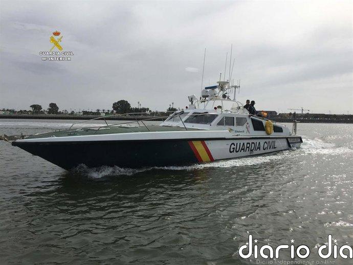 Abren fuego contra guardias civiles al intentar descargar hachís en la ría de Punta Umbría (Huelva)