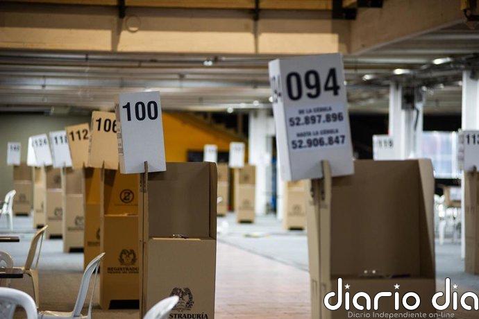 Abren las urnas para la segunda vuelta de las elecciones presidenciales de Colombia