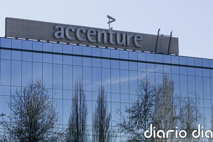 Accenture gana 2.040 millones en su tercer trimestre fiscal, un 6,4% más